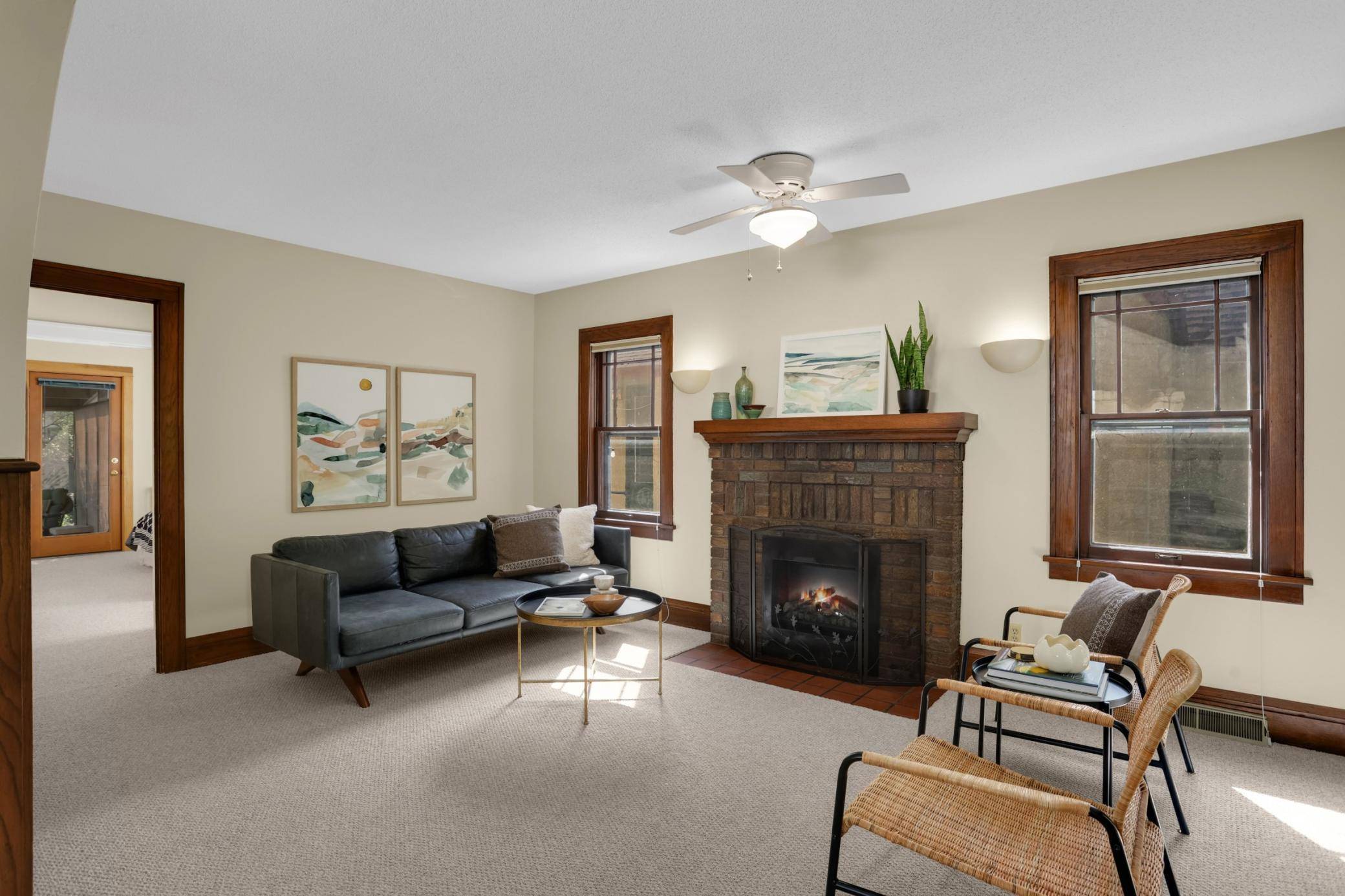 3521 E Minnehaha Pkwy, Minneapolis, MN 55417