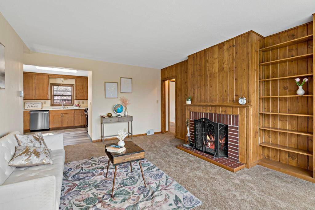 825 Kansas AVE, Saint Paul, MN 55107
