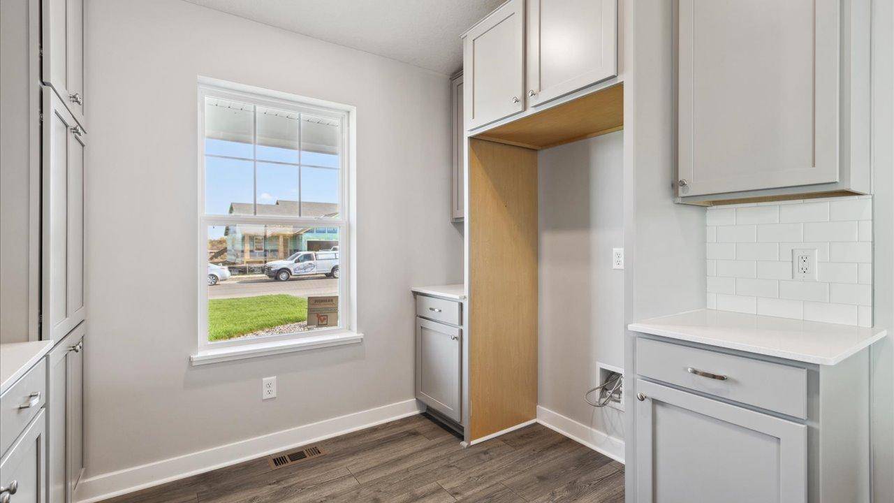 7389 Imperial WAY, Elko New Market, MN 55020