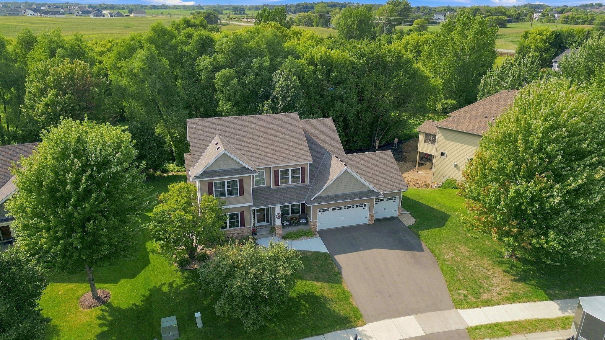 677 Savanna TRL, Delano, MN 55328