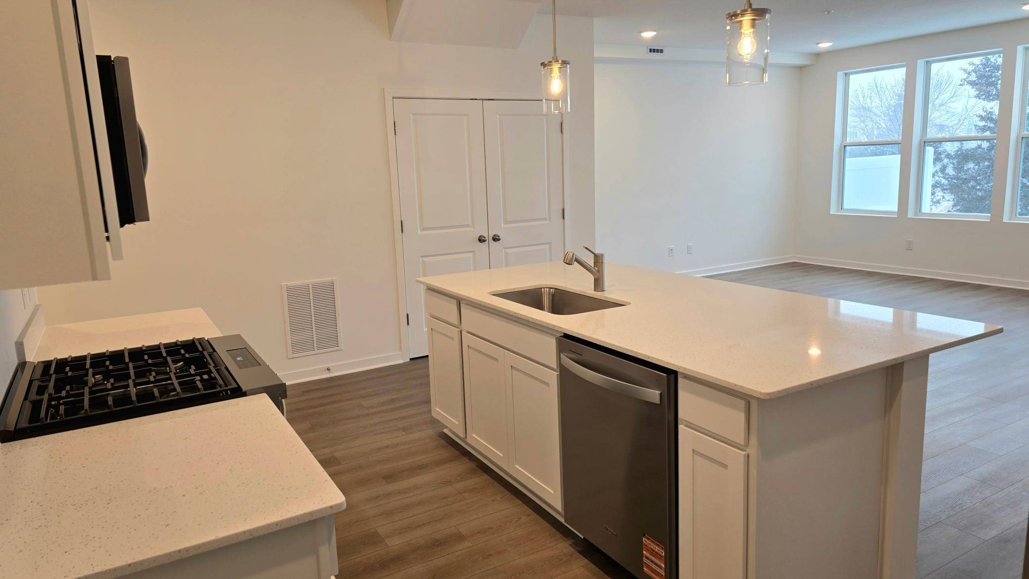 19204 Goldenrod TRL, Corcoran, MN 55340