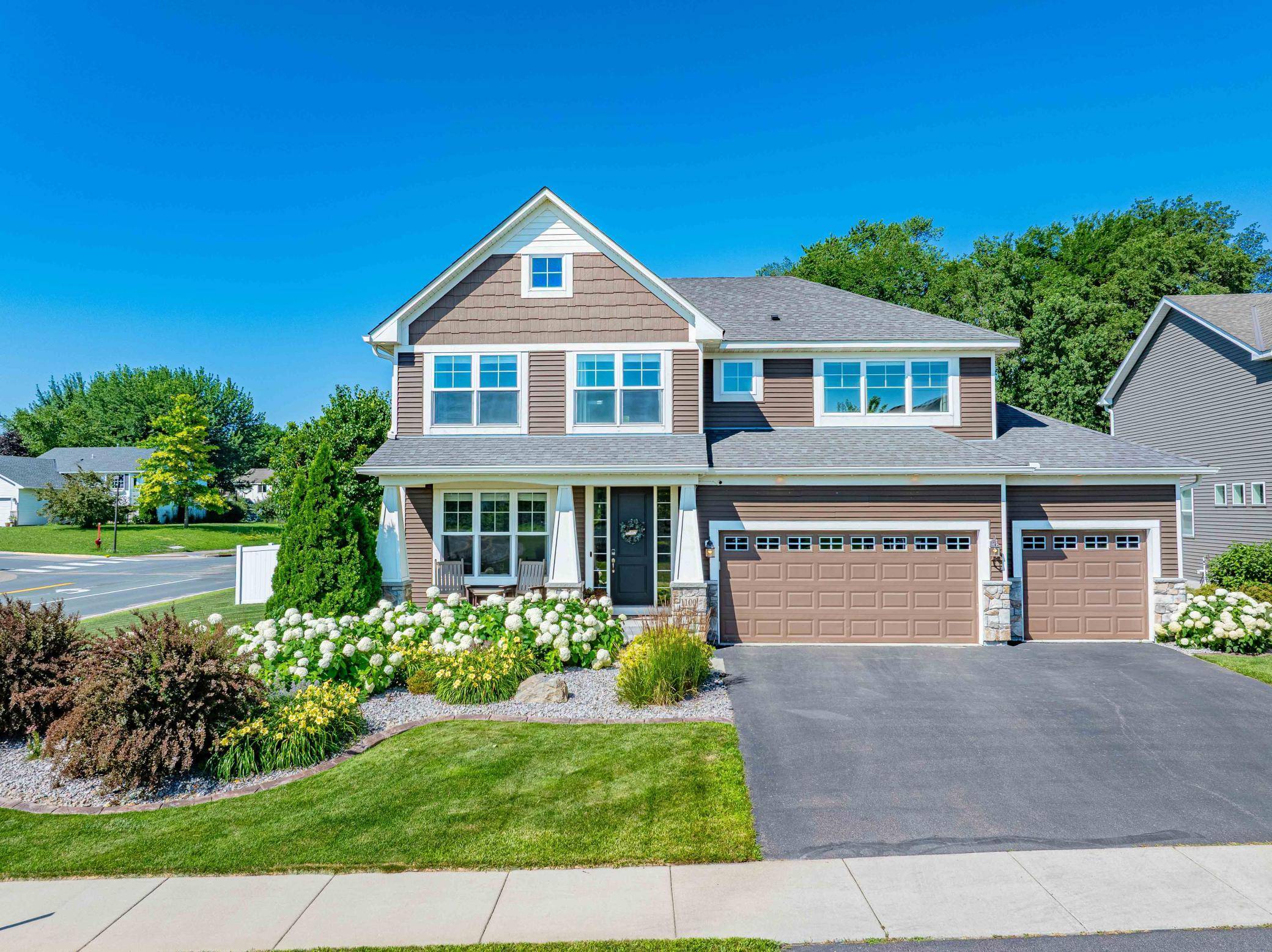 1100 Skybrooke AVE, Waconia, MN 55387