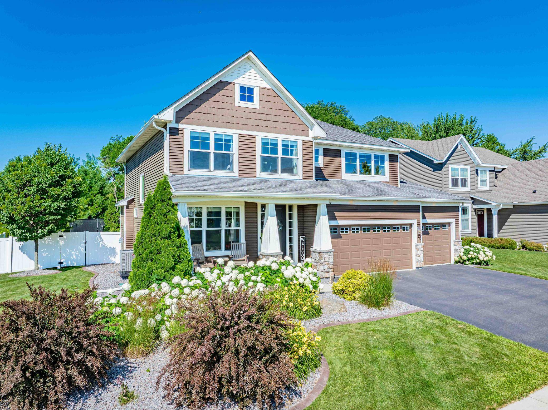 1100 Skybrooke AVE, Waconia, MN 55387