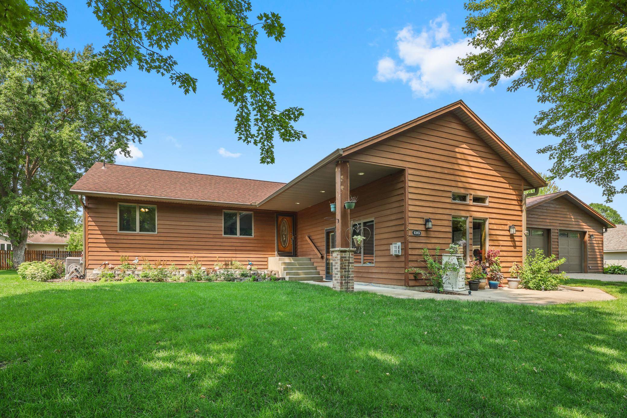 1215 35th AVE N, Saint Cloud, MN 56303