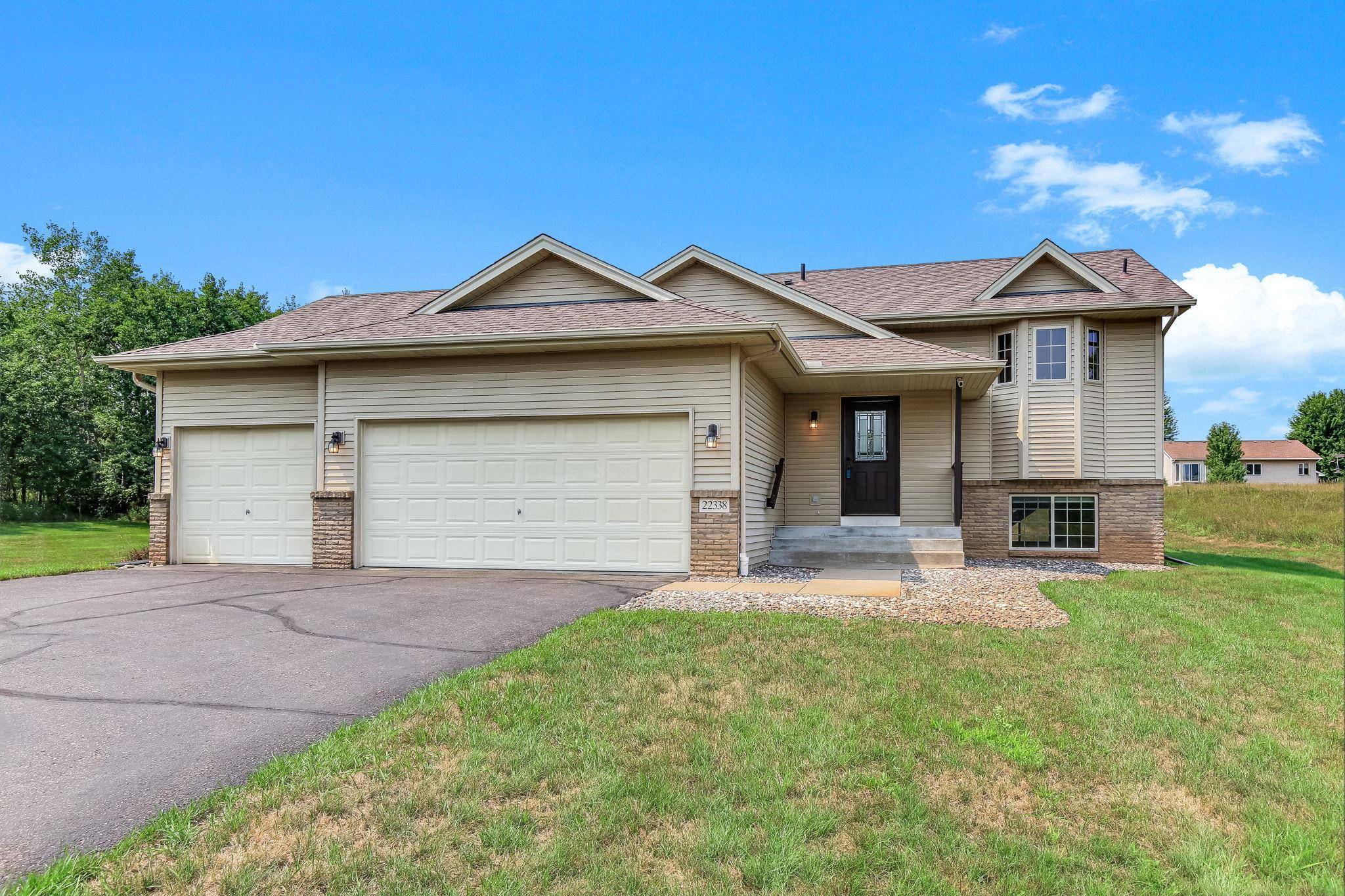 22338 Quincy ST NE, East Bethel, MN 55011