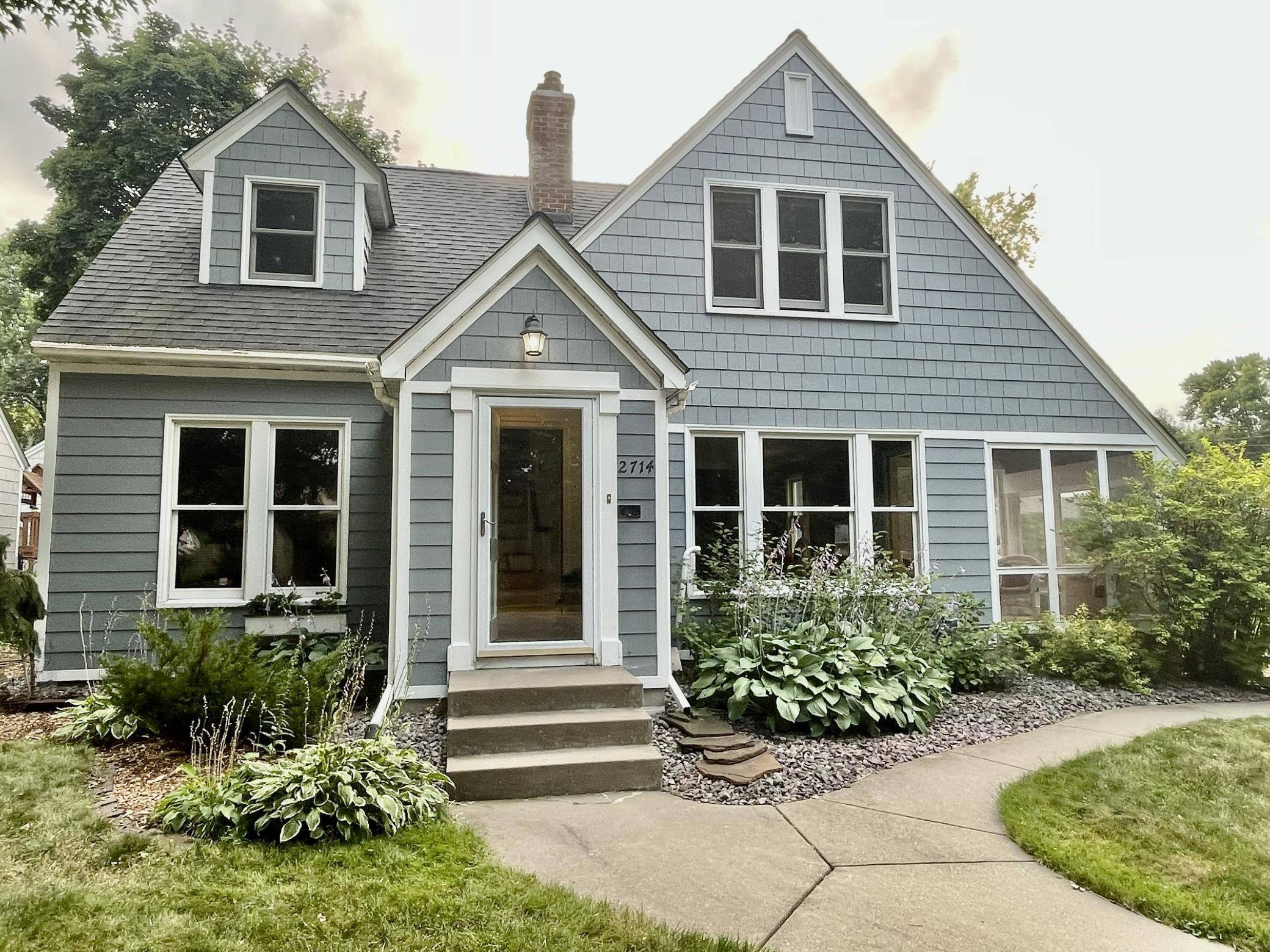 2714 McKinley ST NE, Minneapolis, MN 55418