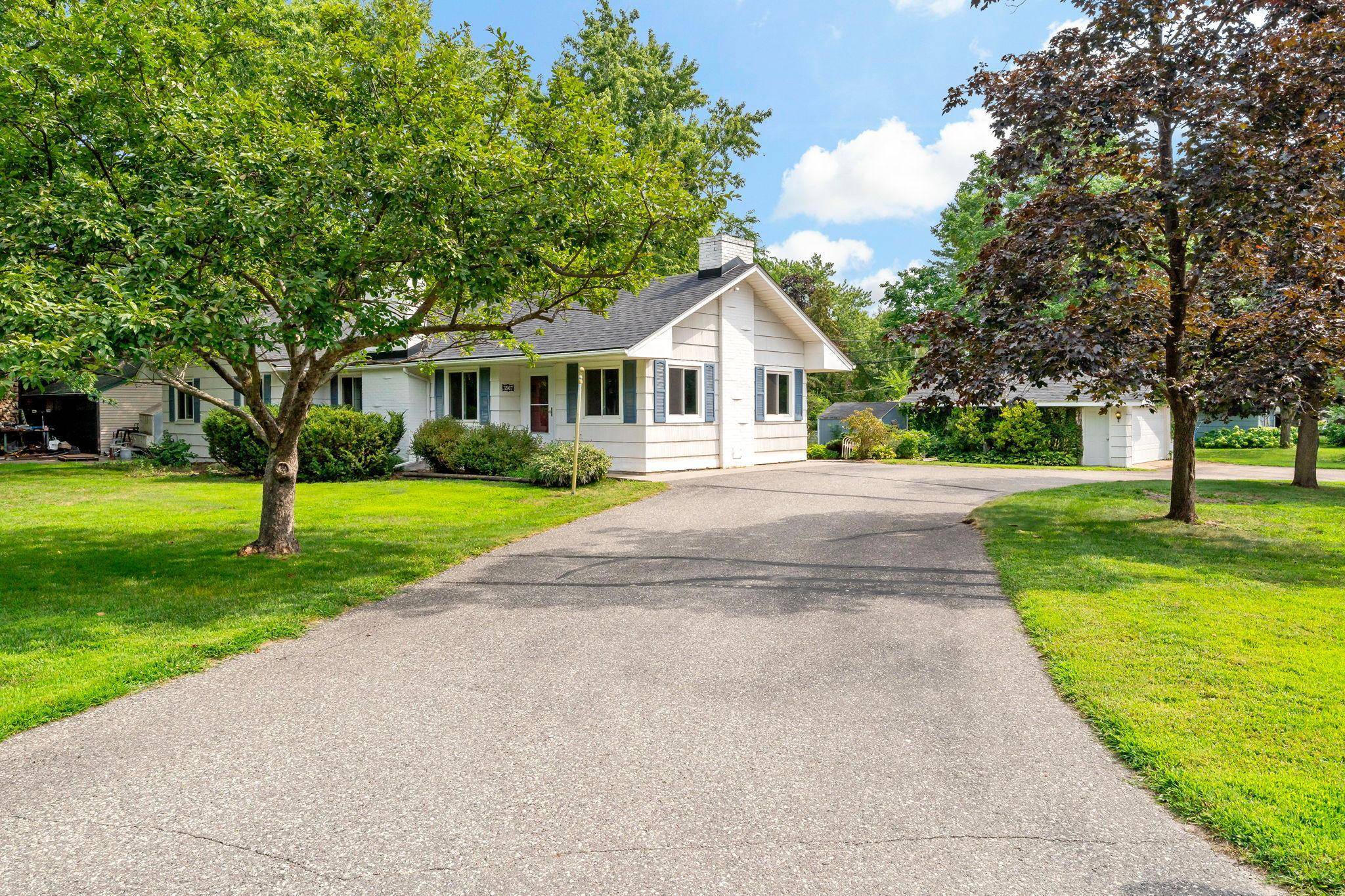 3567 Leroy ST, Deephaven, MN 55391
