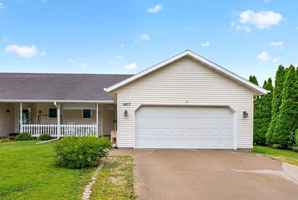 1407 S Garden ST, Lake City, MN 55041