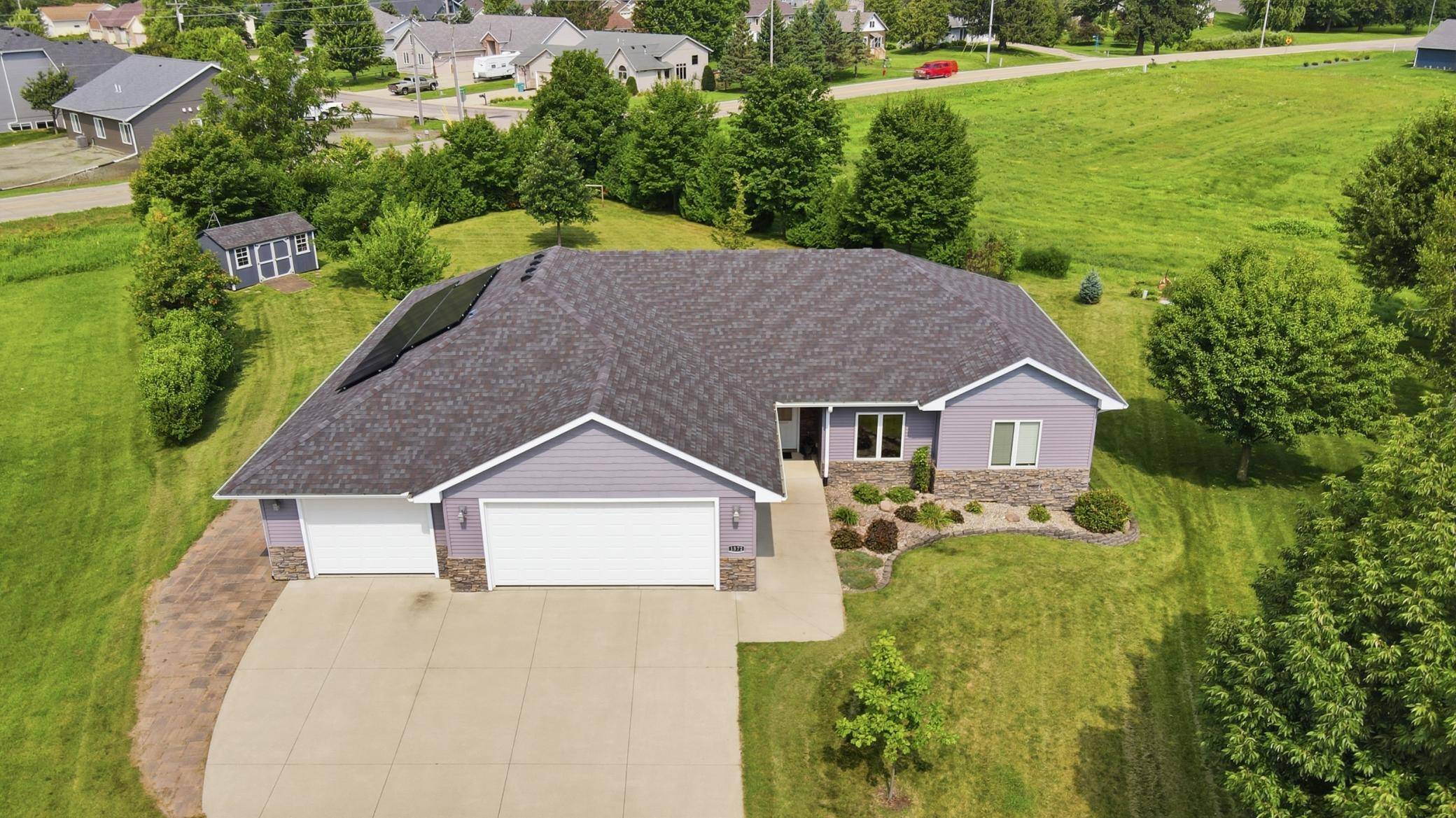 1572 Gray Fox DR NE, Owatonna, MN 55060