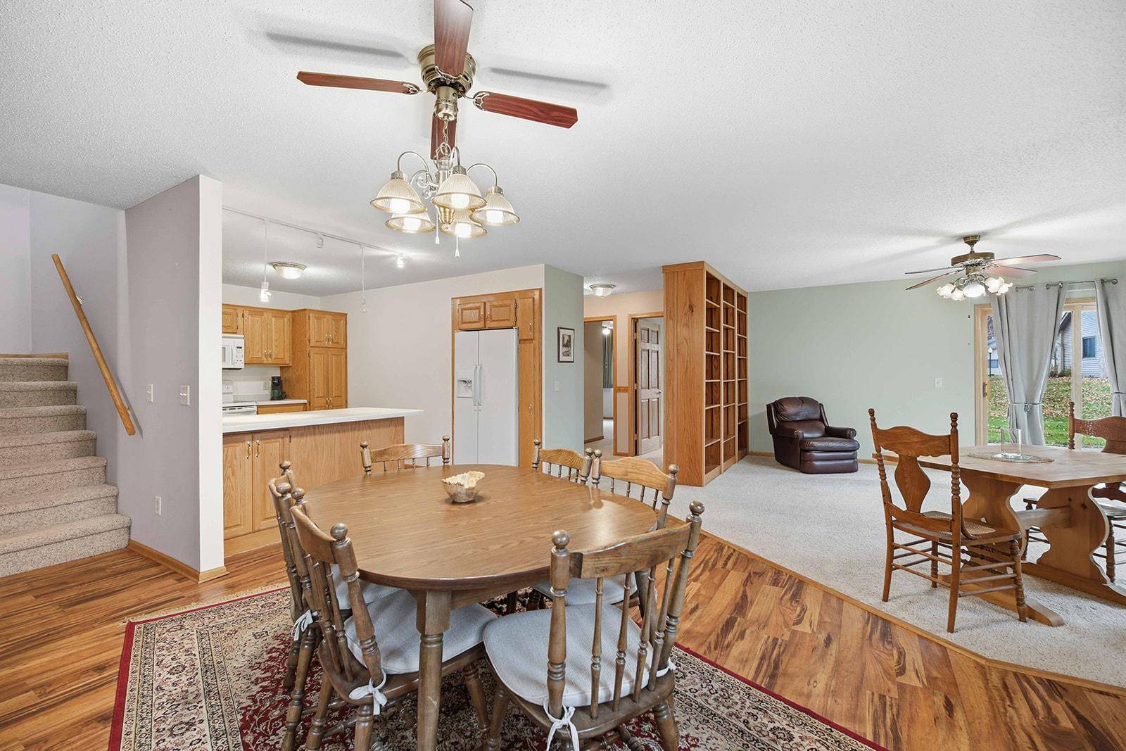 702 Sunset LN, Mora, MN 55051