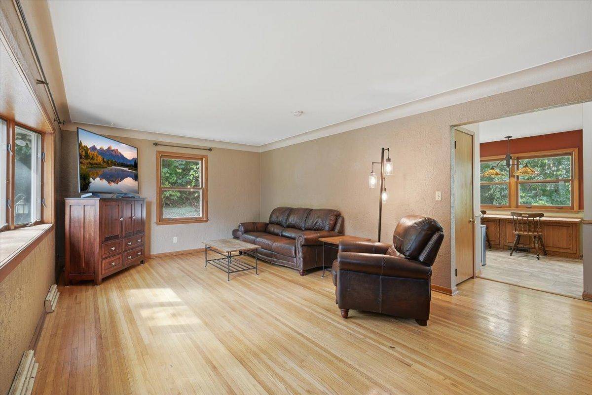 513 7th ST, Hudson, WI 54016