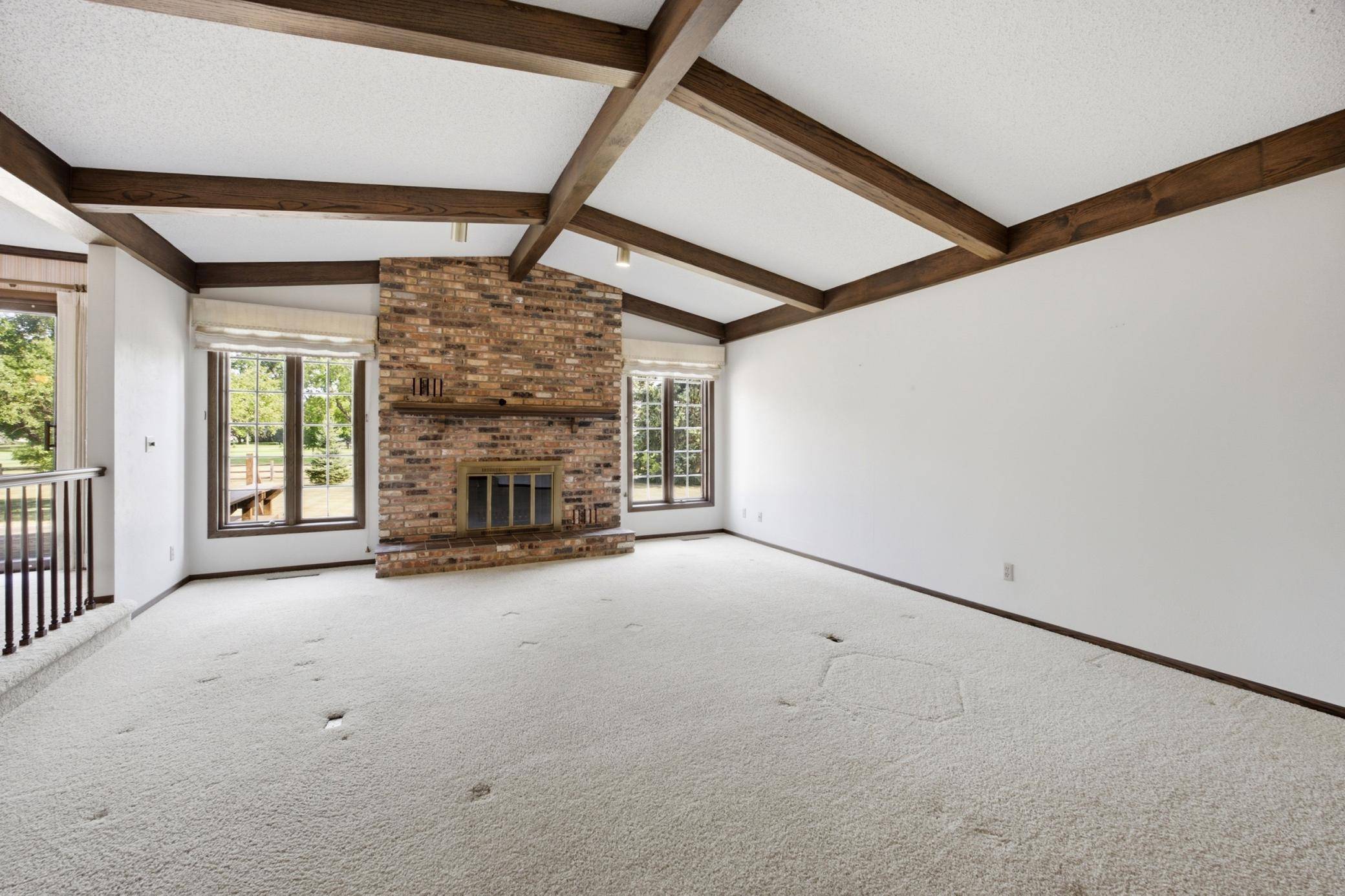 120 Prairiewood DR S, Fargo, ND 58103
