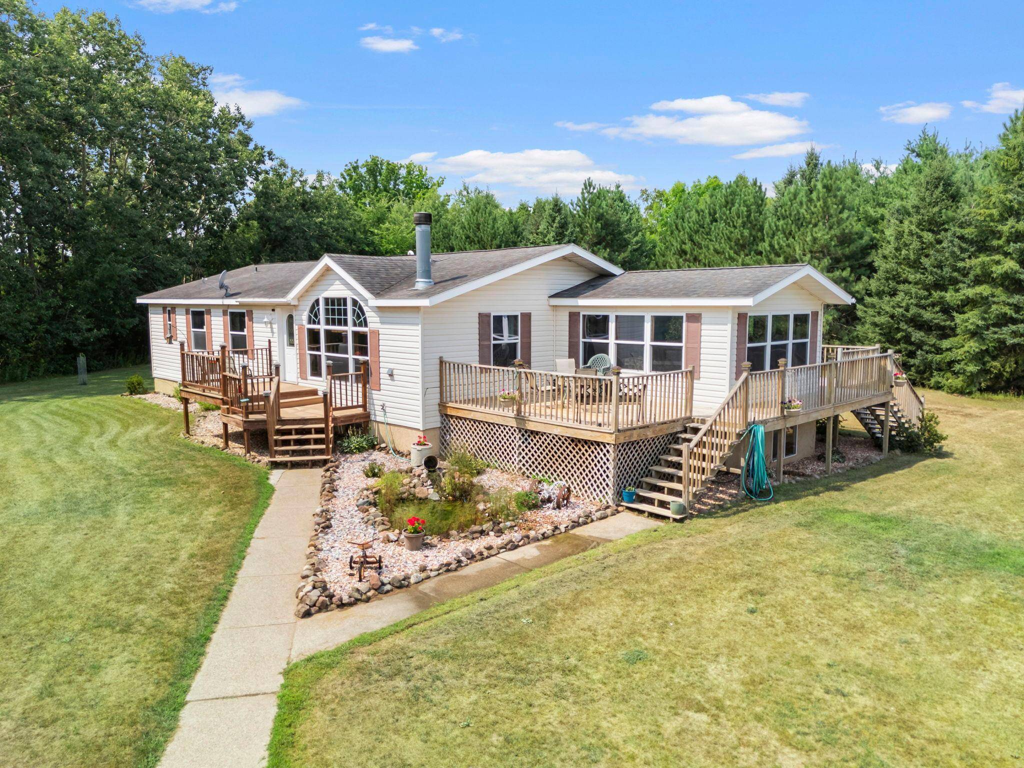 766 14th AVE, Almena, WI 54805
