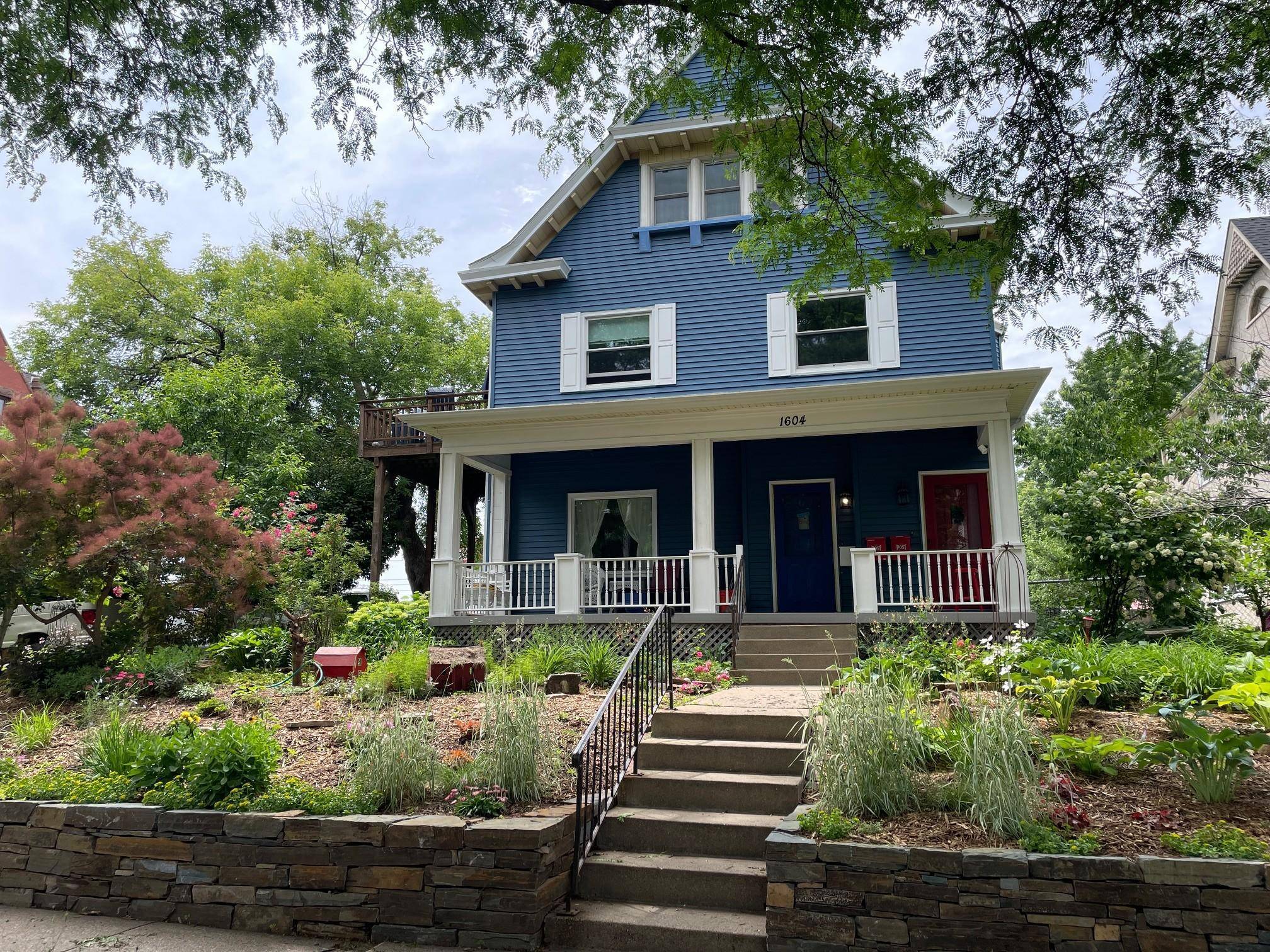 1604 Elliot AVE, Minneapolis, MN 55404
