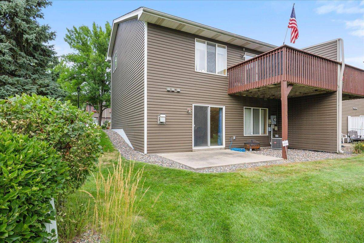1180 122nd LN NE, Blaine, MN 55434