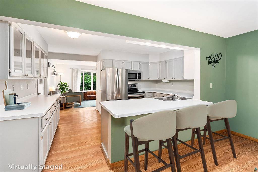 703 Ebony AVE, Duluth, MN 55811