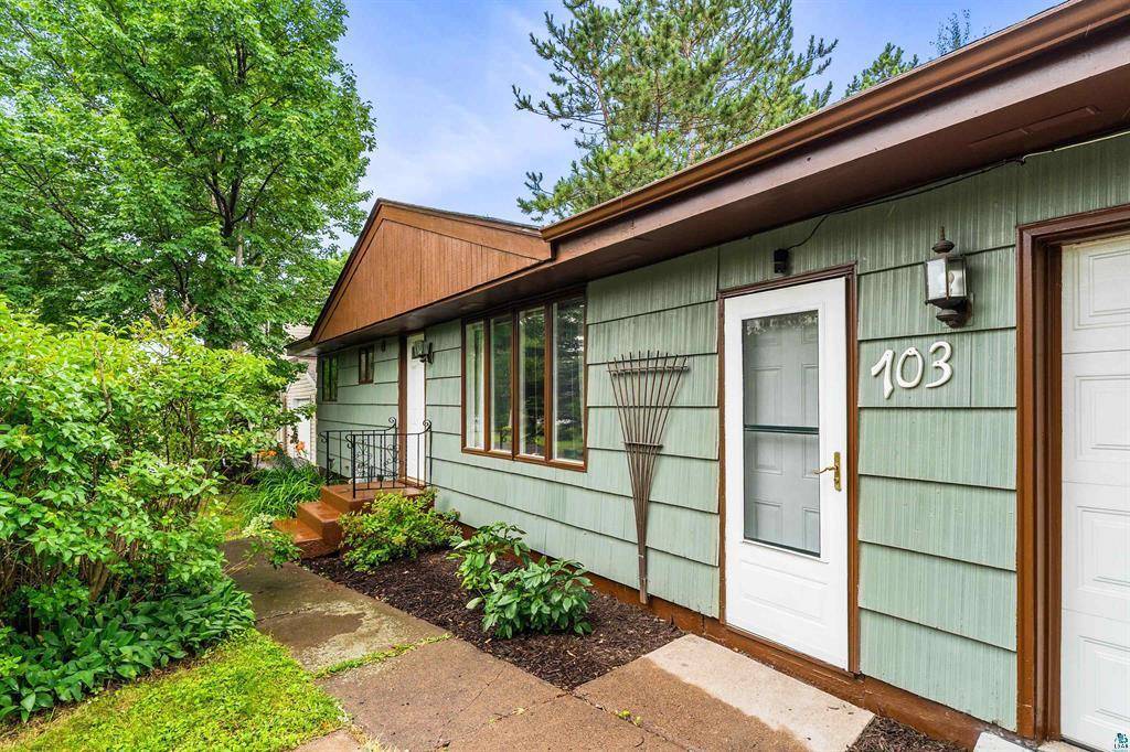 703 Ebony AVE, Duluth, MN 55811