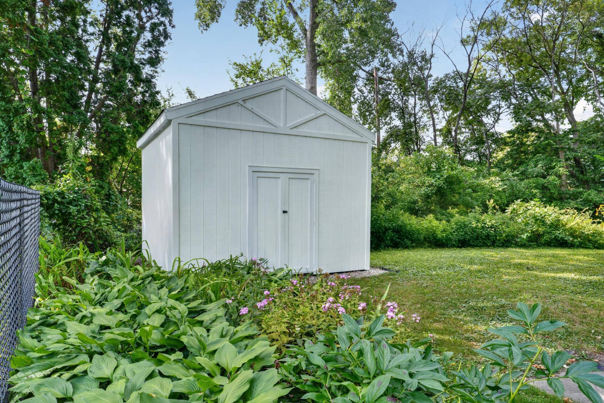 507 N Maple ST, Chaska, MN 55318