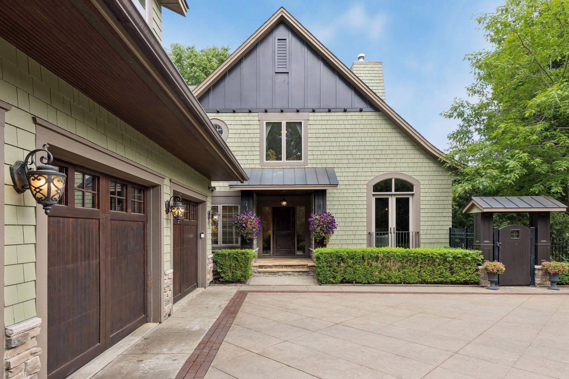 2647 Plymouth RD, Minnetonka, MN 55305