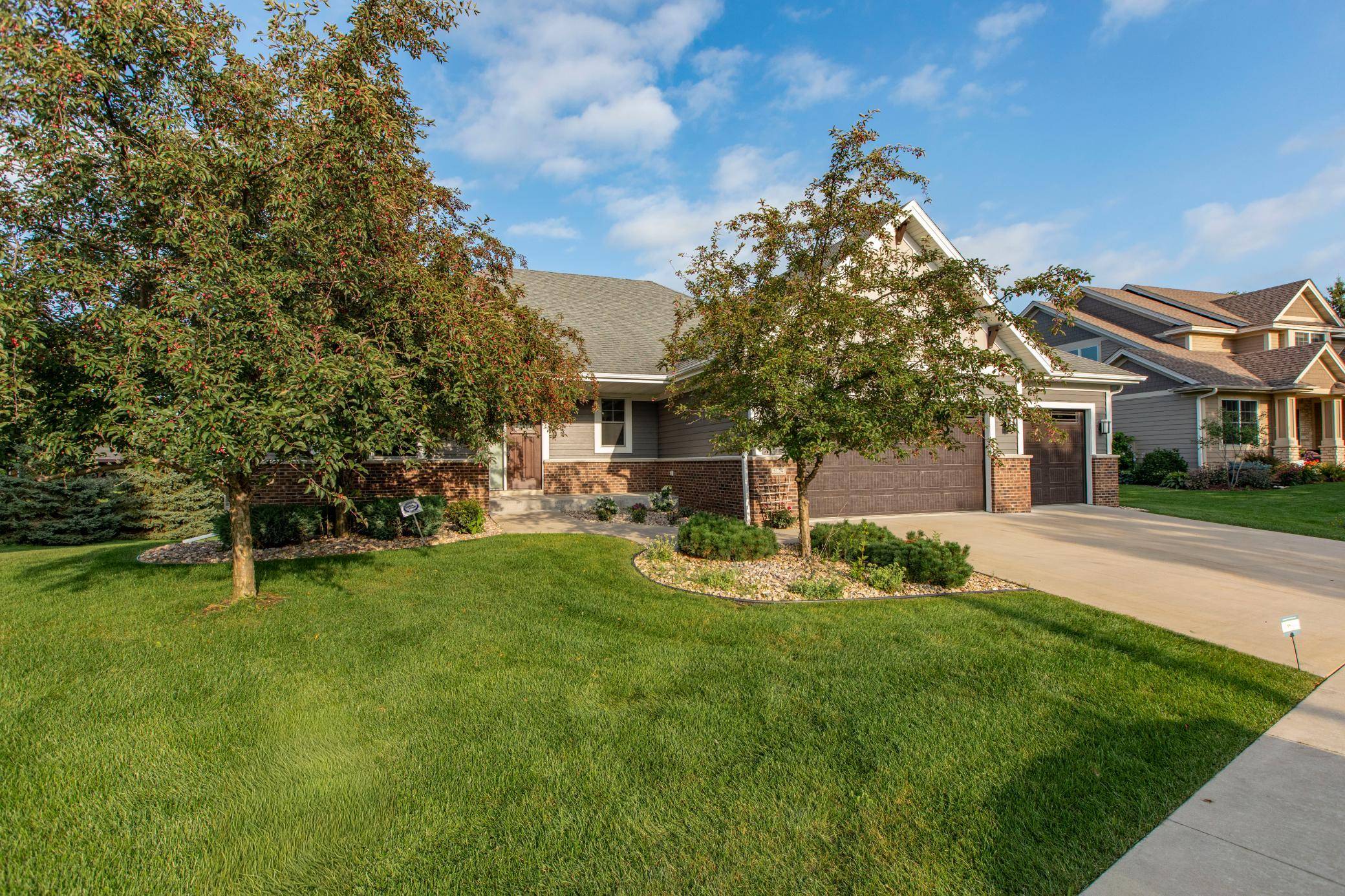 5124 Scenic Oak DR SW, Rochester, MN 55902