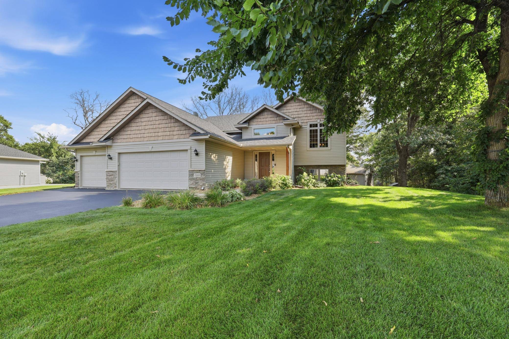 13203 Jefferson ST, Becker, MN 55308