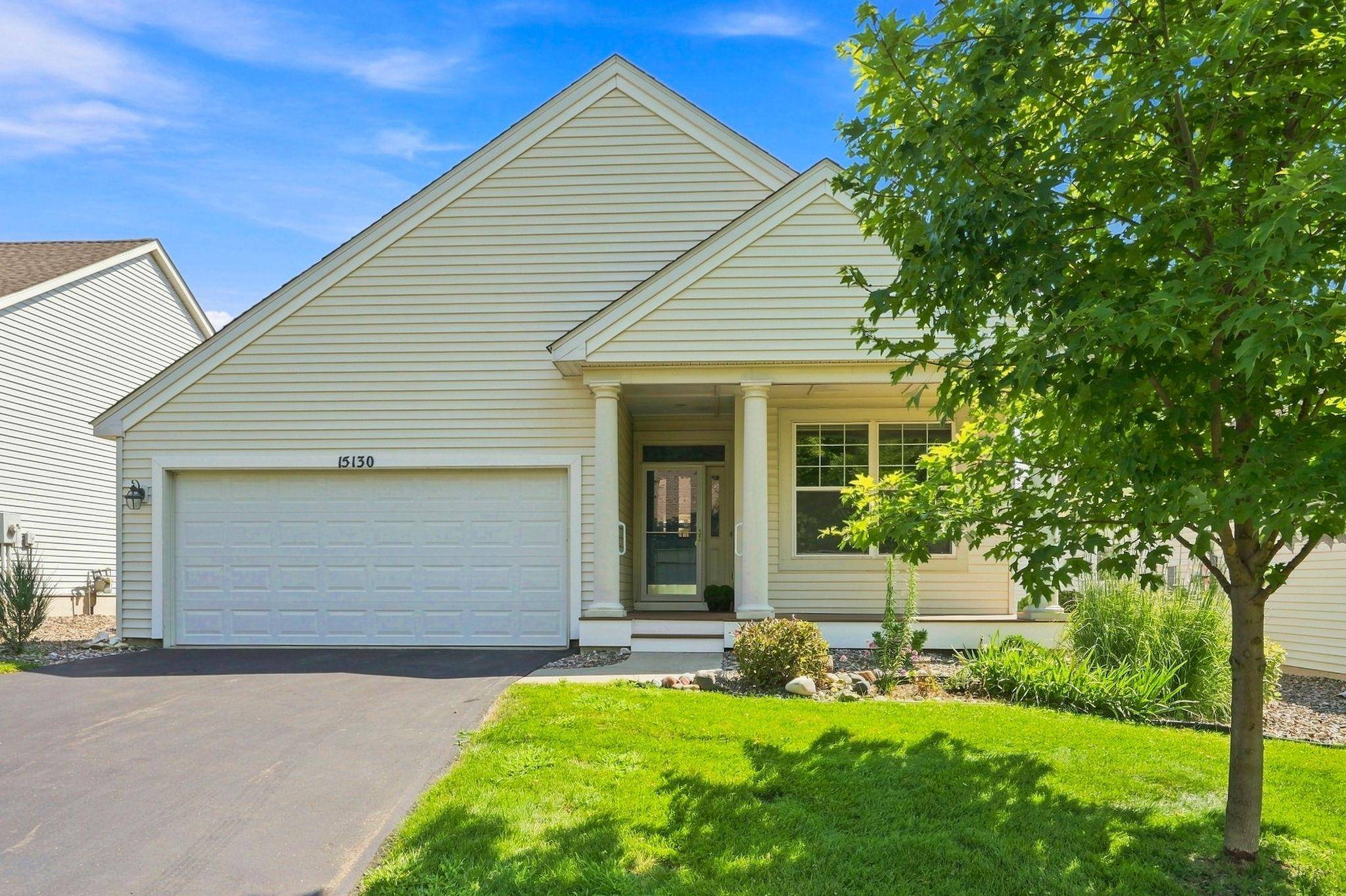 15130 Dutchman WAY, Apple Valley, MN 55124