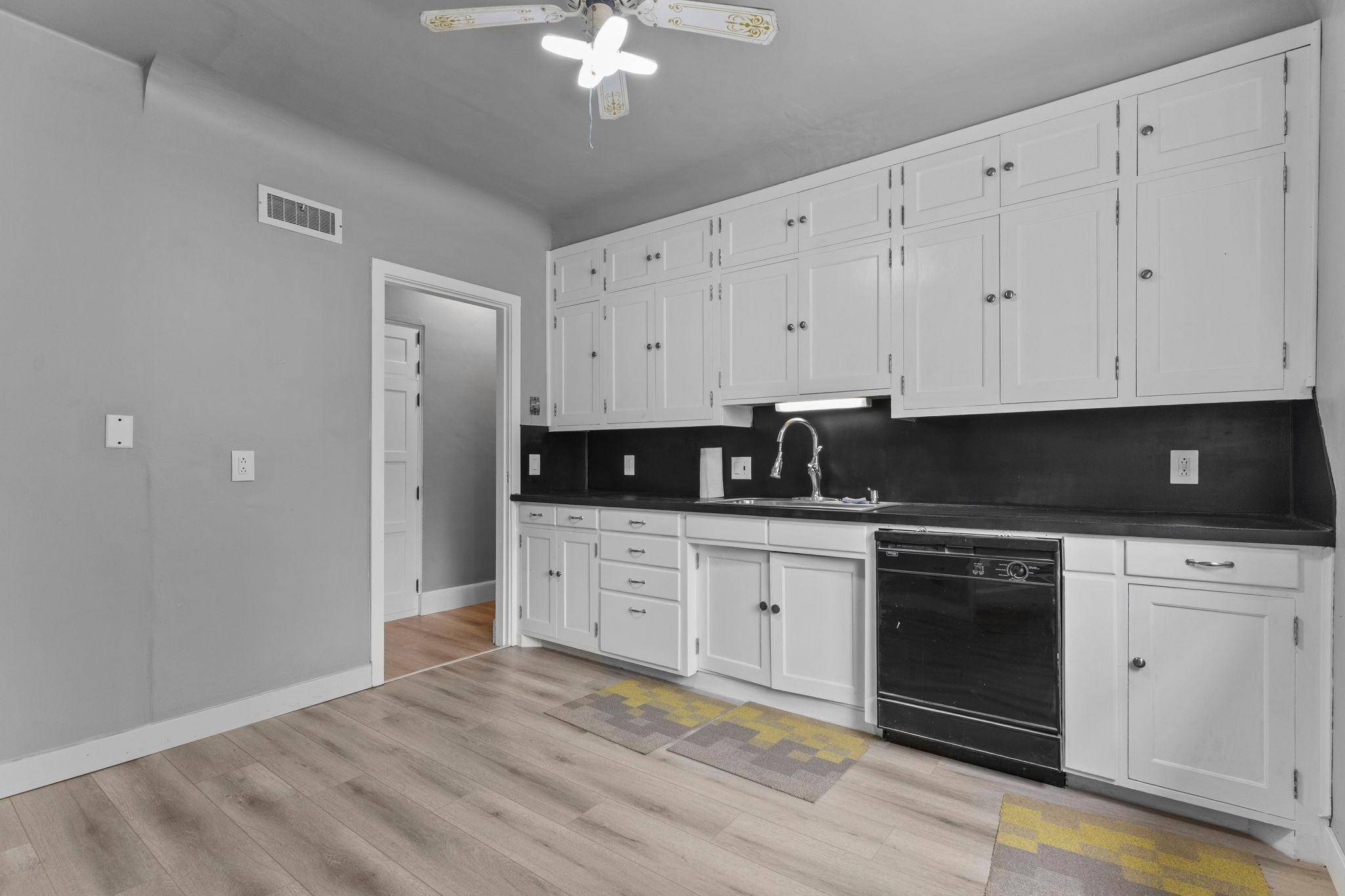 813 7th ST, Madison Lake, MN 56063