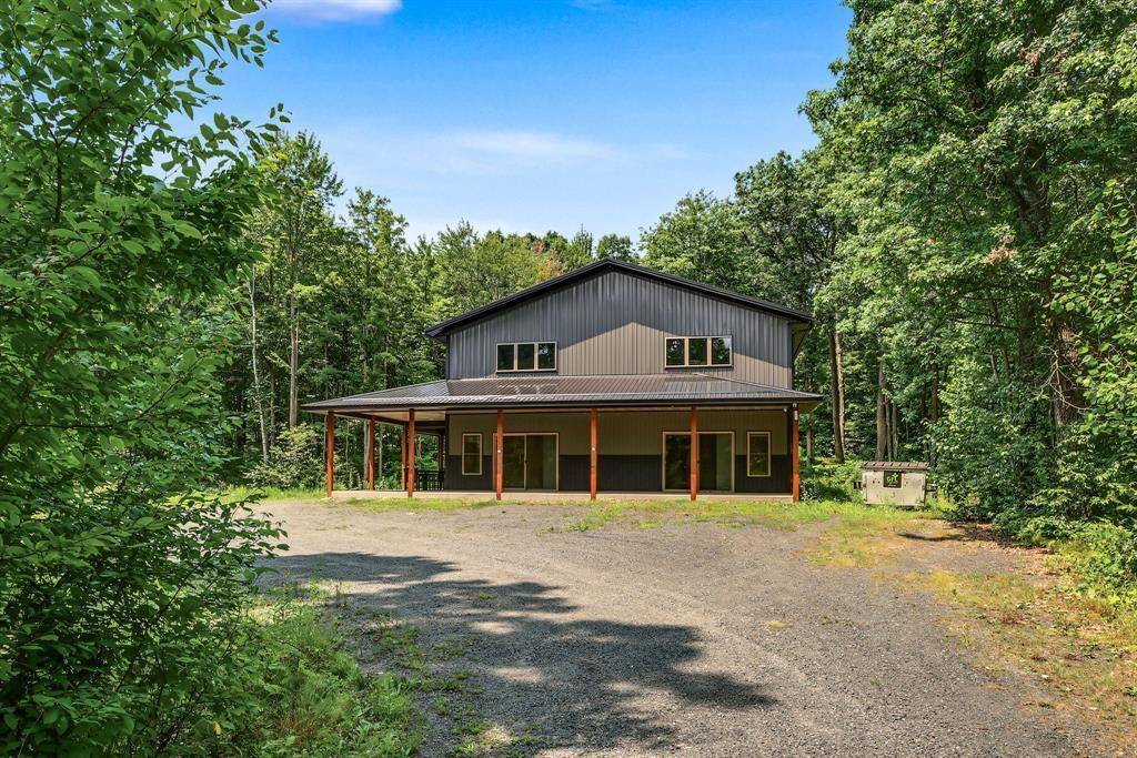 N9825 Crystal Waters CT, Willard, WI 54493