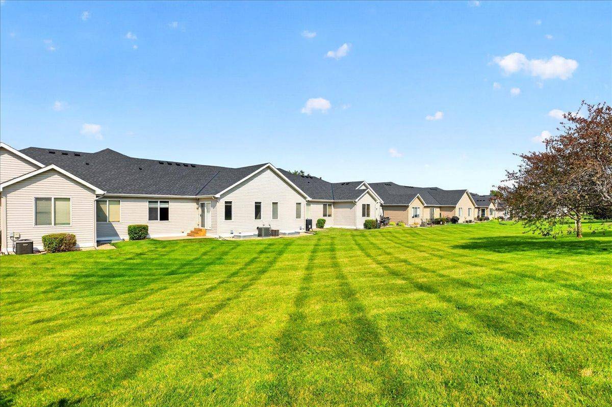 10509 64th LN NE, Albertville, MN 55301