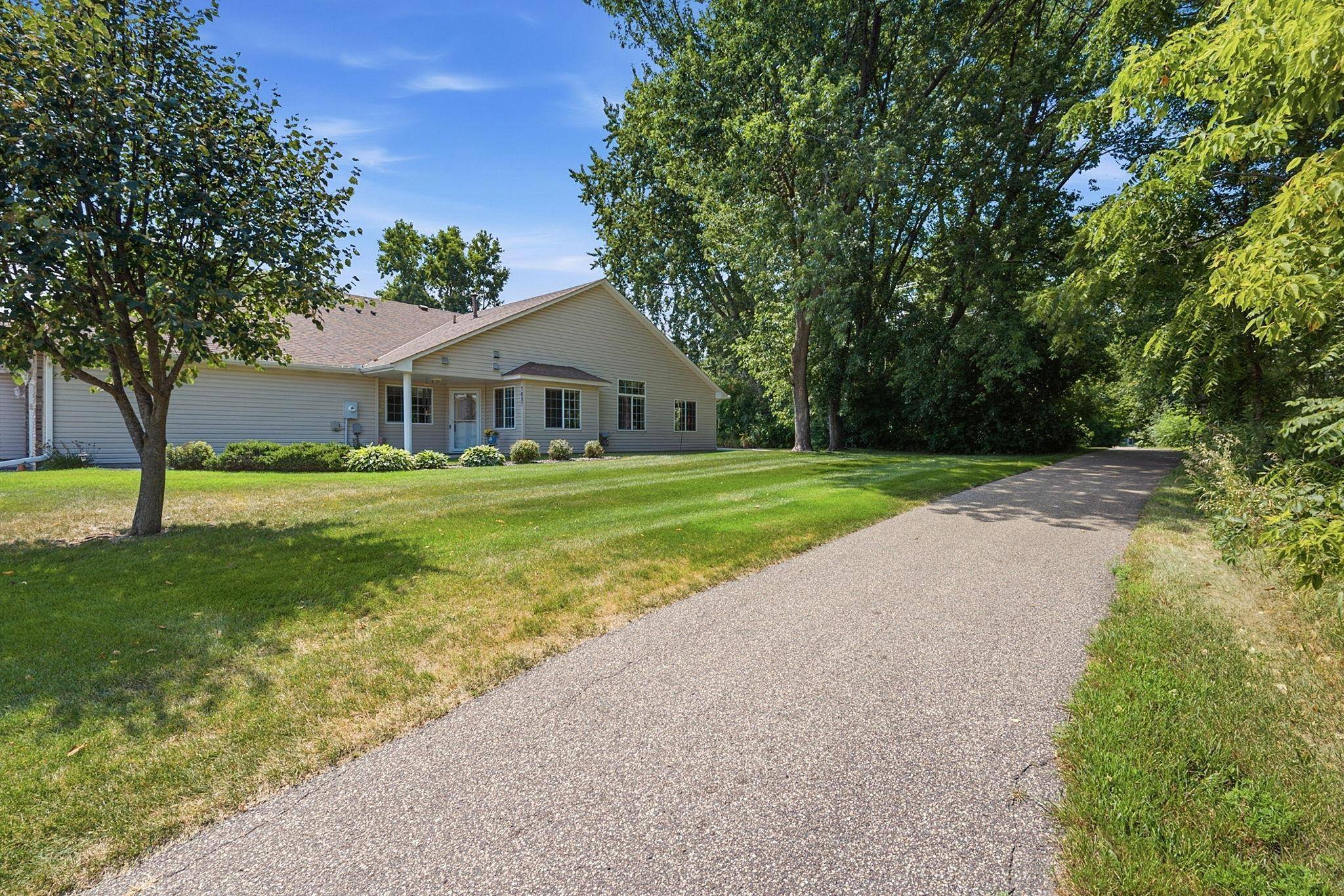 7087 Dupre RD, Centerville, MN 55038