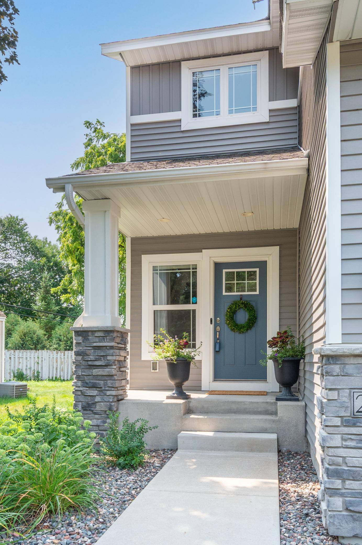 2625 Medicine Ridge RD, Plymouth, MN 55441
