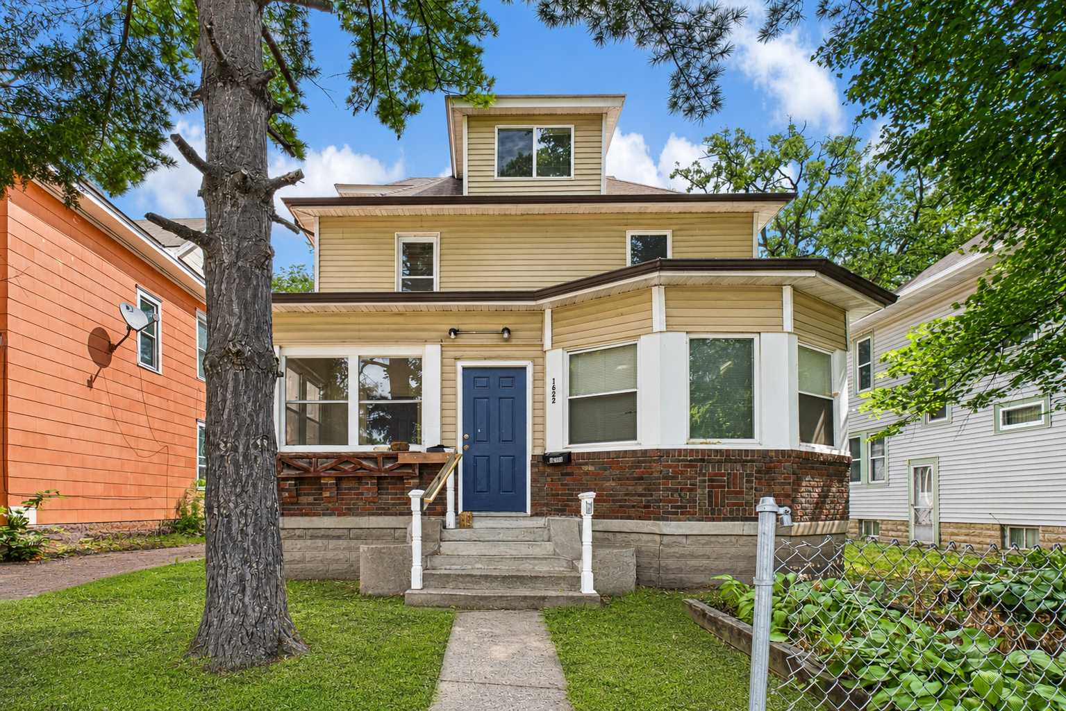 1622 Girard AVE N, Minneapolis, MN 55411