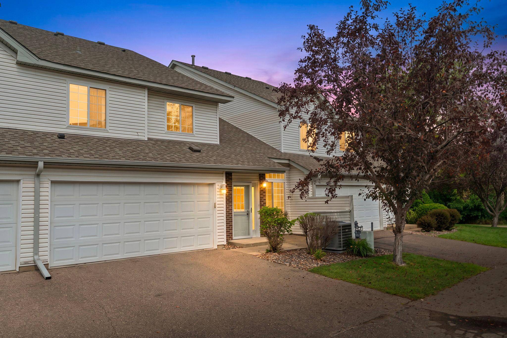 3536 Genevieve AVE N, Oakdale, MN 55128
