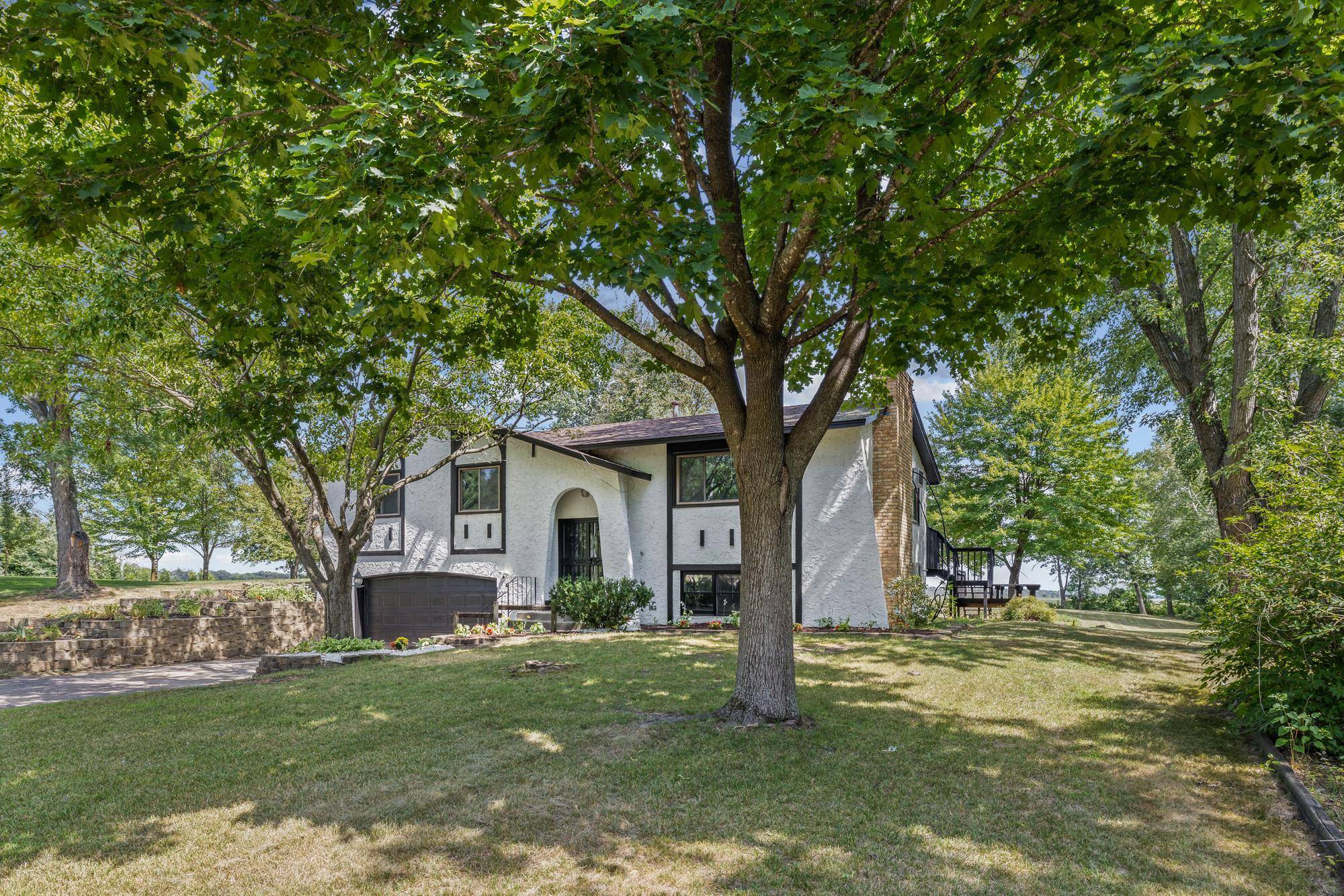 1835 214th AVE NE, East Bethel, MN 55011