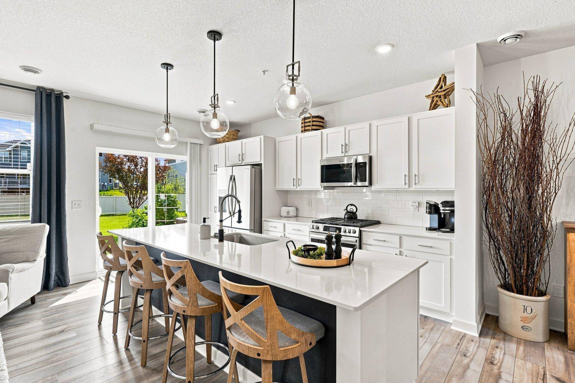 1505 Camden CT, Shakopee, MN 55379