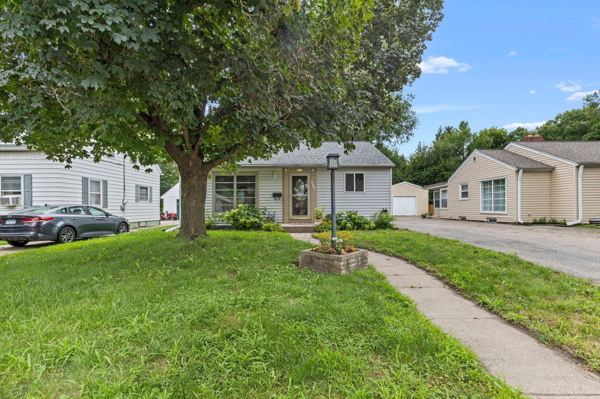 527 Mound AVE, Mankato, MN 56001