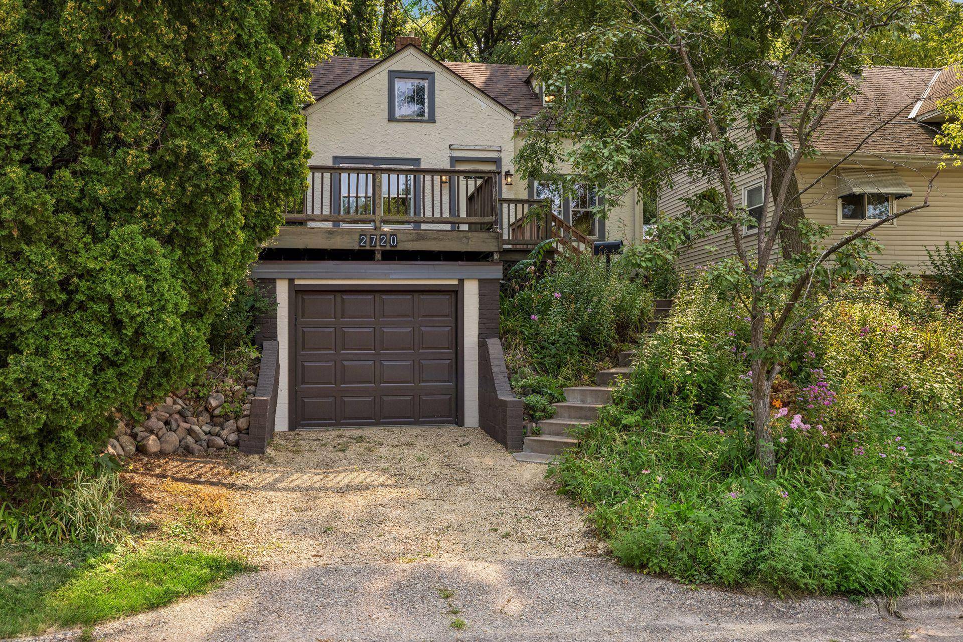 2720 McNair DR N, Robbinsdale, MN 55422