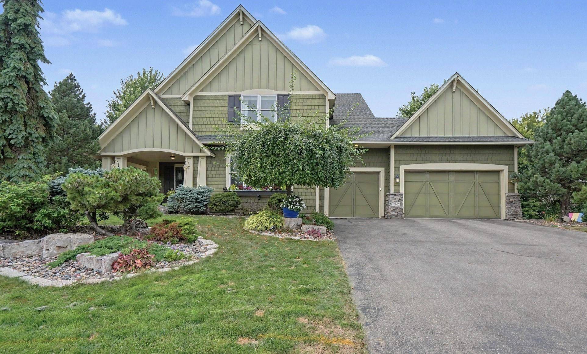 11665 Azure CT, Inver Grove Heights, MN 55077