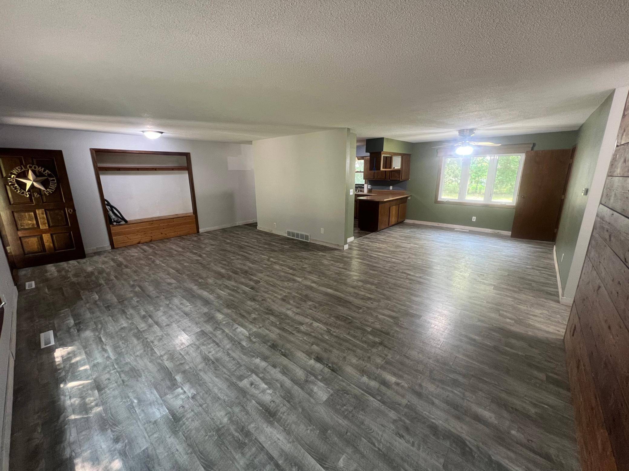 304 5th ST, Bluffton, MN 56518