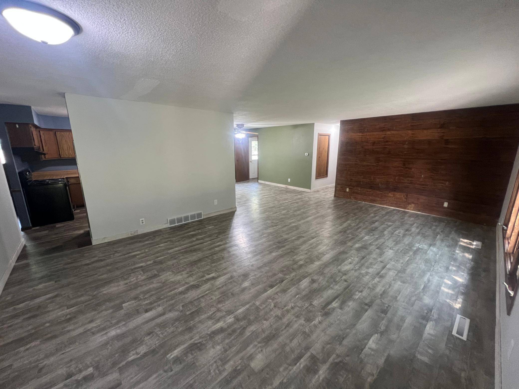 304 5th ST, Bluffton, MN 56518