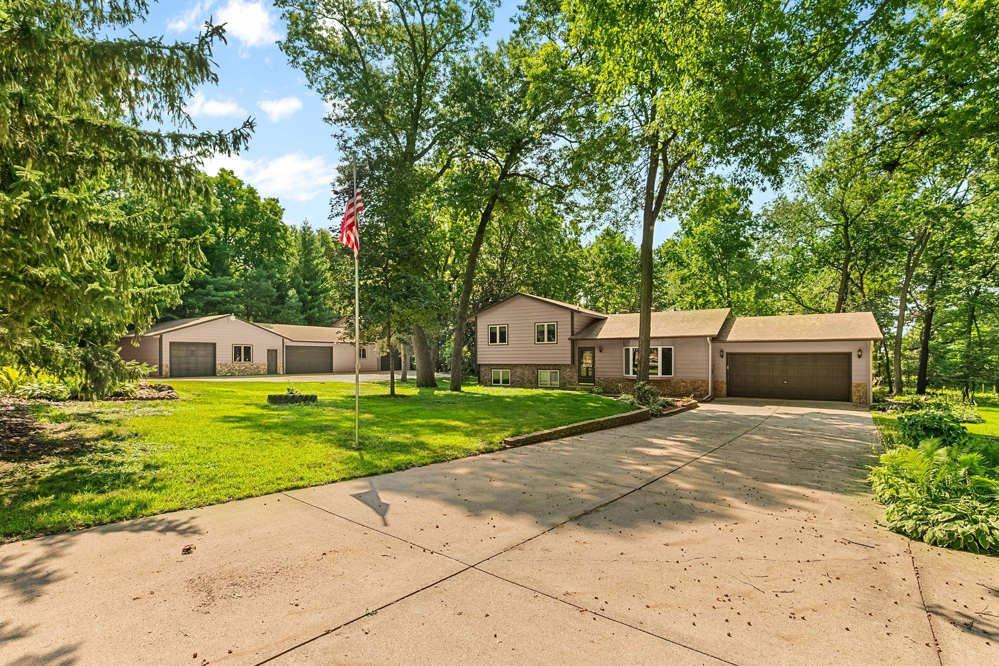 2460 277th ST W, Randolph, MN 55065