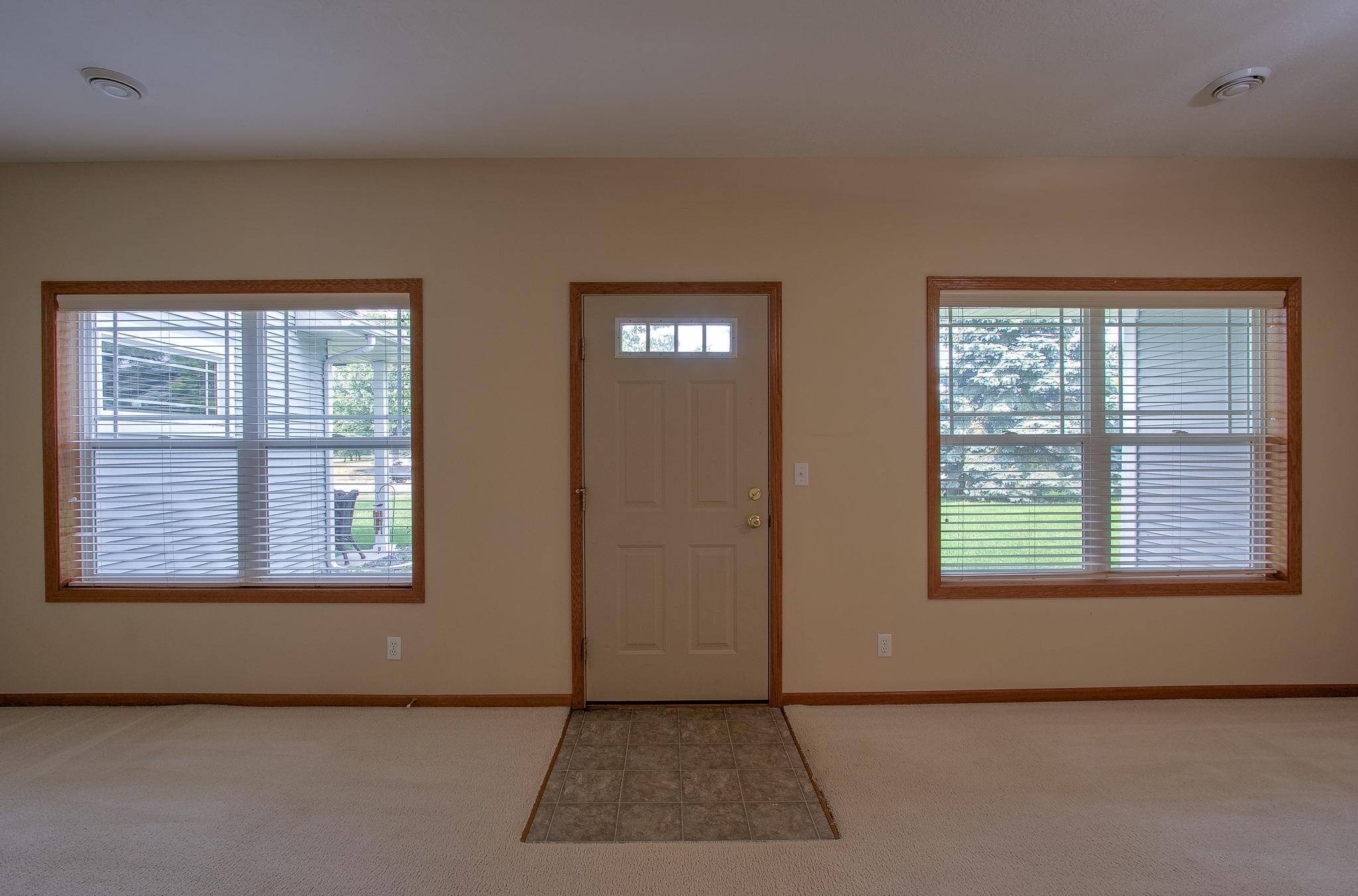 717 Park Brook RD NW, Isanti, MN 55040