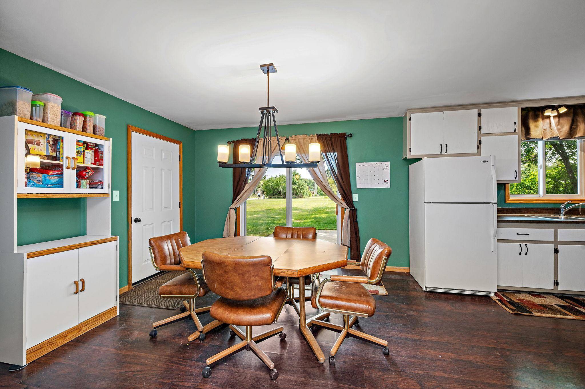 100 Marvin Elwood RD, Monticello, MN 55362