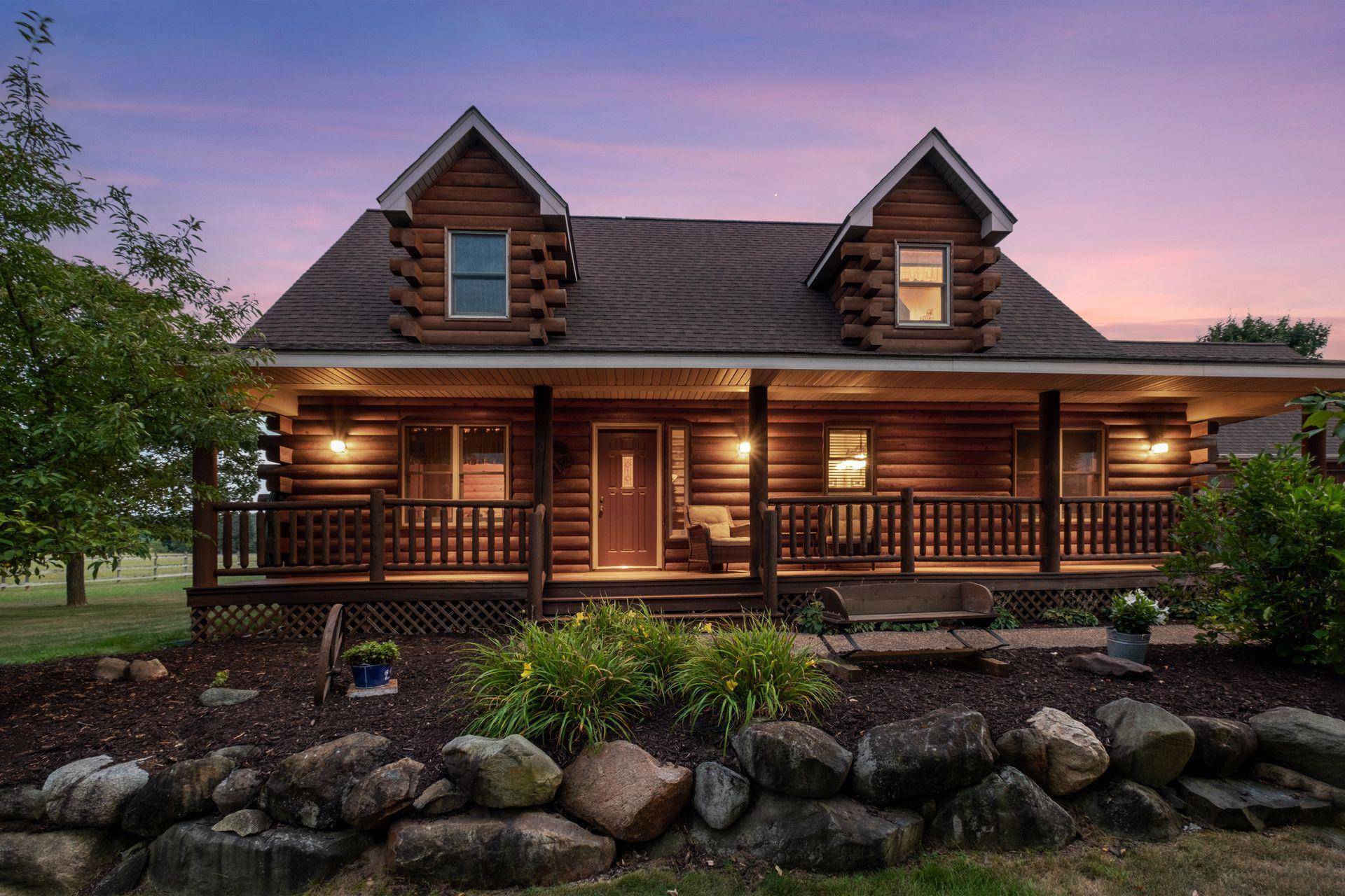 1157 River DR, River Falls, WI 54022