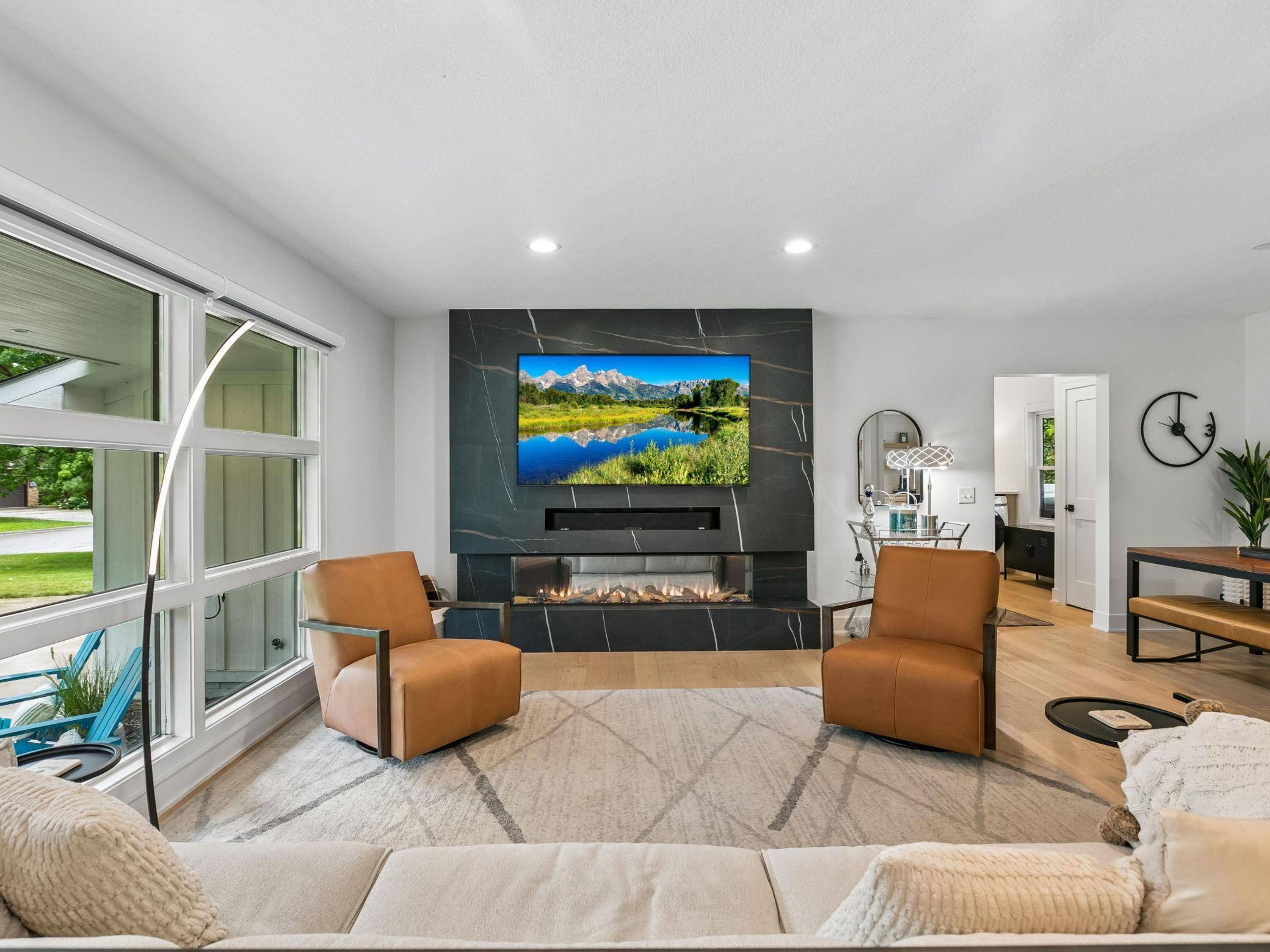 6105 Parnell AVE, Edina, MN 55424