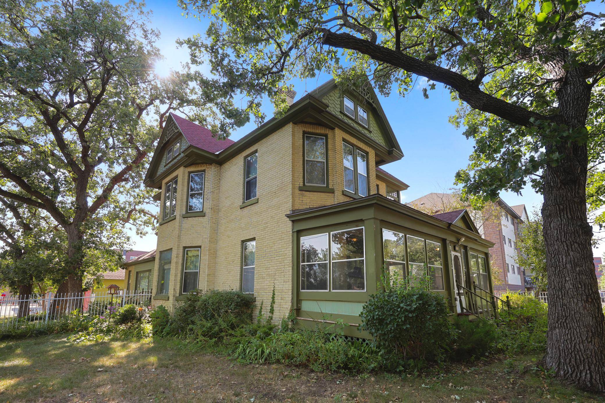 327 4th AVE S, Saint Cloud, MN 56301