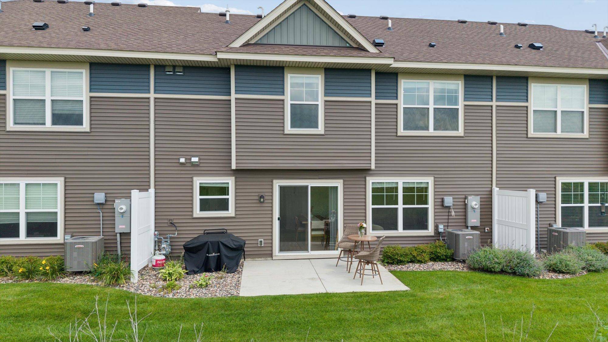 21767 Desert Rose WAY, Farmington, MN 55024
