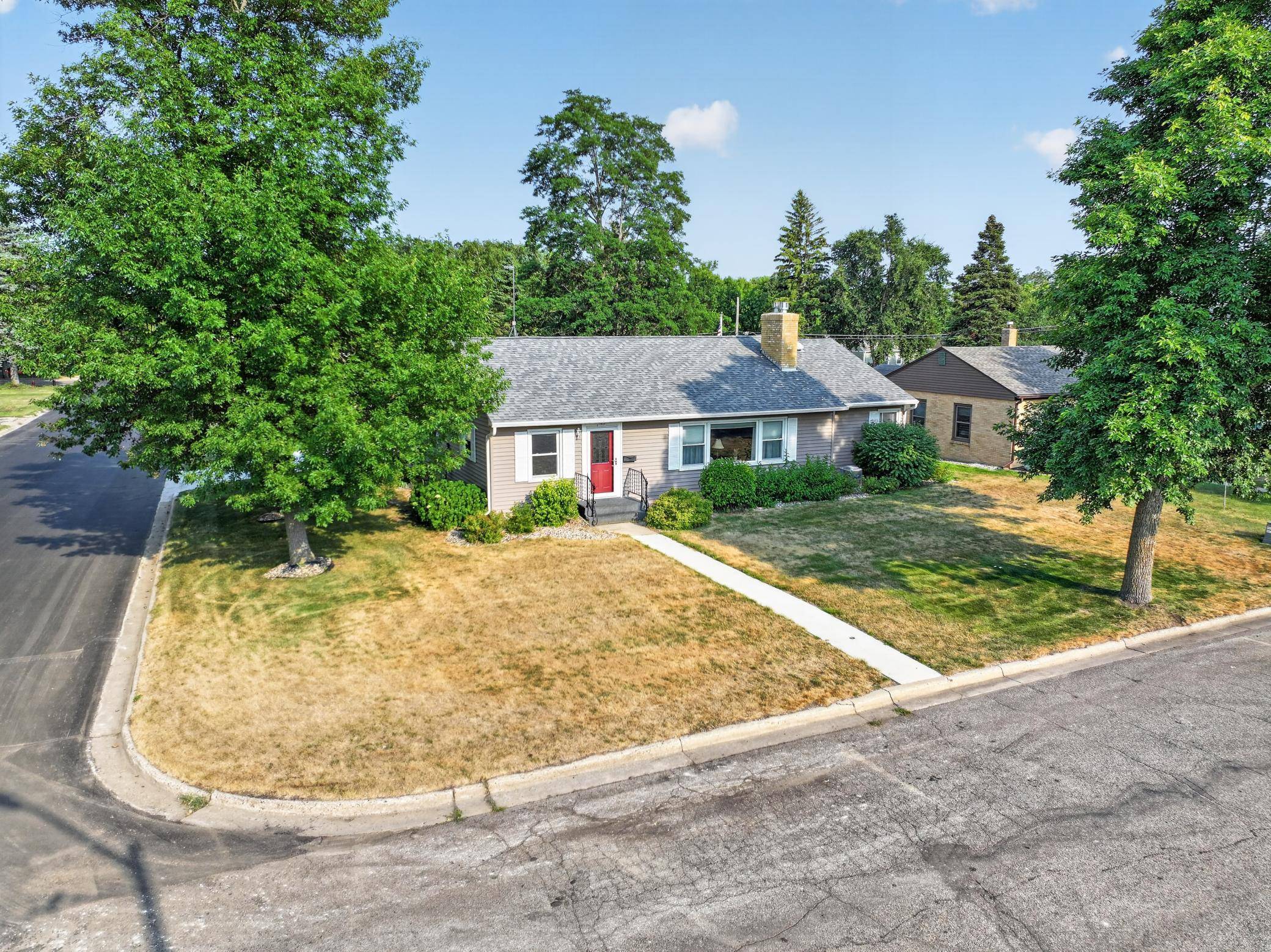 1401 Bryant ST, Alexandria, MN 56308