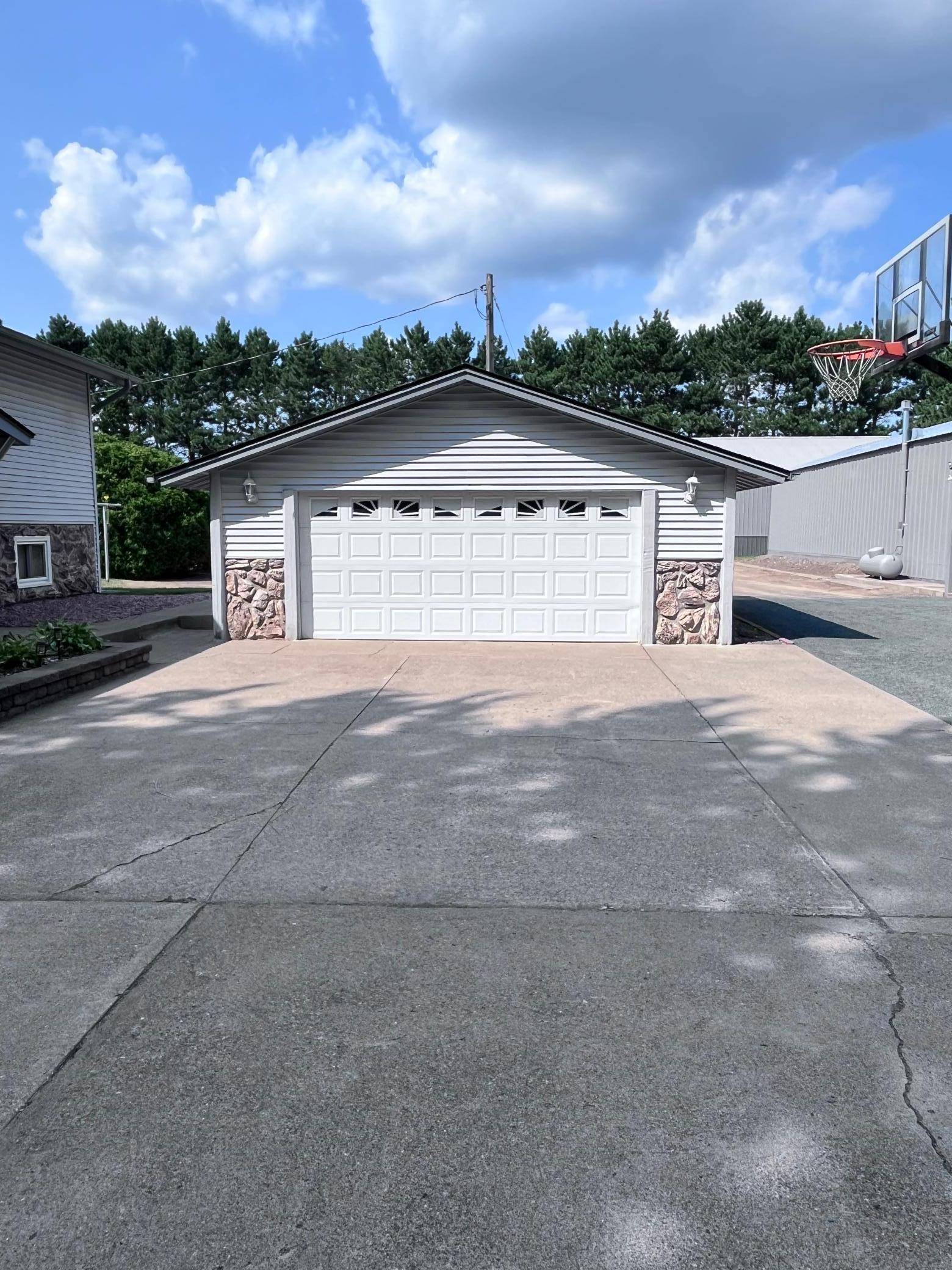 465 265th AVE NE, Isanti, MN 55040