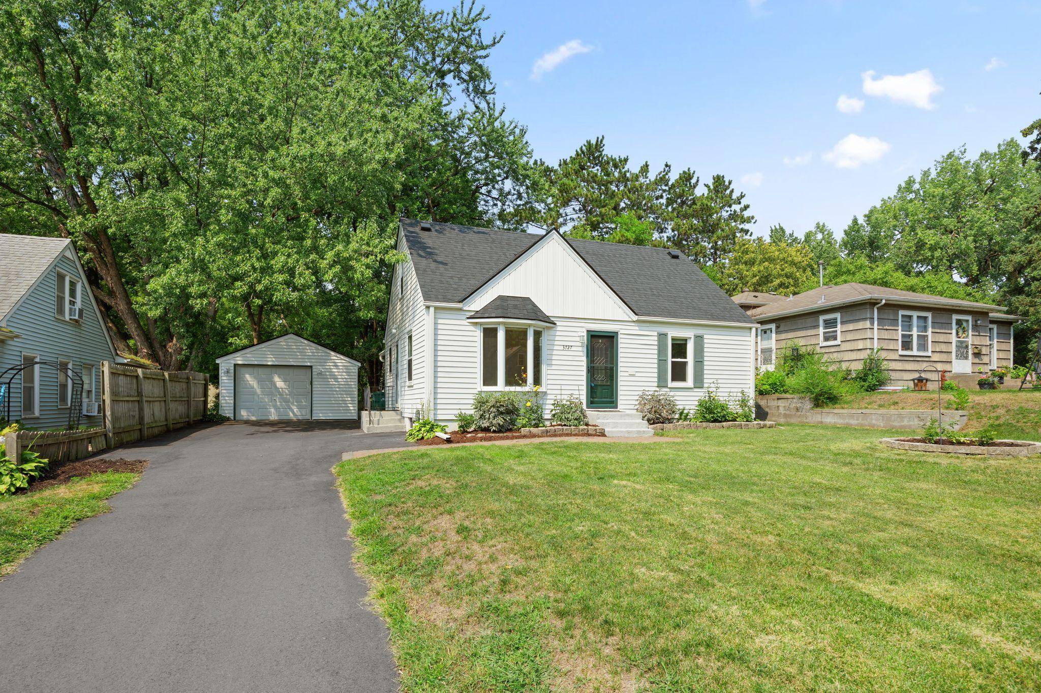 3727 Yates AVE N, Crystal, MN 55422